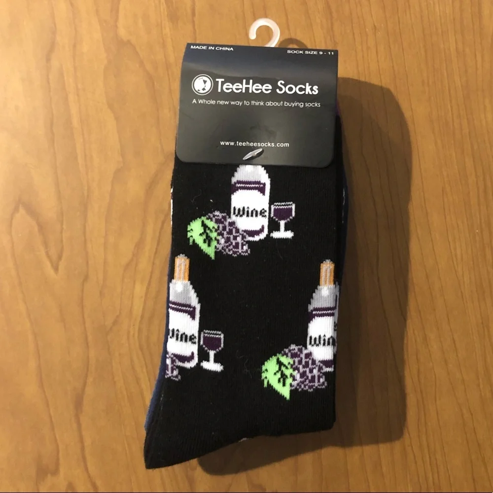 TeeHee Women’s Wine Crew Socks 3-Pack NWT